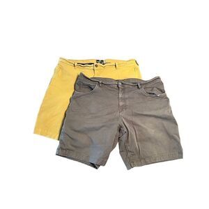 Lot of Two North Face Cotton Shorts Khaki and Navy Size 40